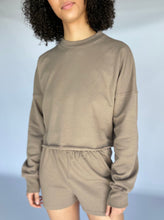 Load image into Gallery viewer, OVERSIZED CROP SWEATER - KHAKI
