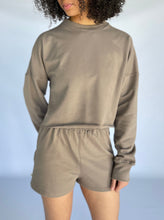 Load image into Gallery viewer, OVERSIZED CROP SWEATER - KHAKI
