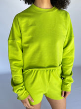 Load image into Gallery viewer, OVERSIZED CROP SWEATER - LIME
