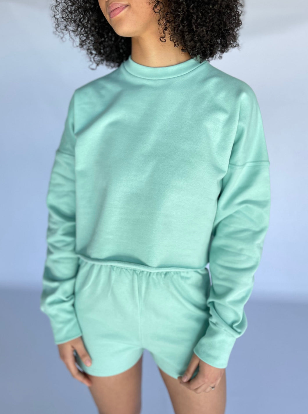 OVERSIZED CROP SWEATER - MINT