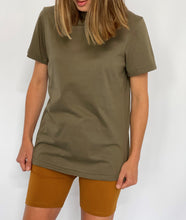 Load image into Gallery viewer, RELAXED FIT TEE - OLIVE
