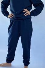 Load image into Gallery viewer, LOOSE FIT SWEATPANTS - NAVY
